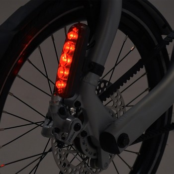 STRIDA LED achterlicht - fietslampjes - LED - led lamp - strida - veiligheid - verlichting - zichtbaarheid