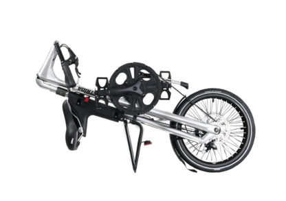 STRIDA SX Silver Brush - Black details - 1 versnelling - 18 inch - design fiets - design vouwfiets - driehoekig - driehoekige - driehoekige vouwfiets - fiets - kopen - lichtgewicht - nieuw - opvouwbare fiets - Plooibare fiets - Plooifiets - plooifiets kopen - plooifietsen kopen - strida - strida design vouwfiets - sx - te koop - unieke vouwfiets - vouwfiets - vouwfiets kopen - vouwfietsen - vouwfietsen kopen - vouwfietsenwinkel - winkel