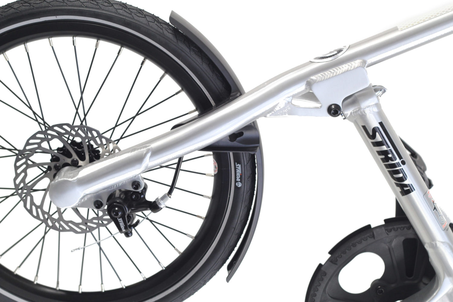 STRIDA SX Silver Brush - Black details - 1 versnelling - 18 inch - design fiets - design vouwfiets - driehoekig - driehoekige - driehoekige vouwfiets - fiets - kopen - lichtgewicht - nieuw - opvouwbare fiets - Plooibare fiets - Plooifiets - plooifiets kopen - plooifietsen kopen - strida - strida design vouwfiets - sx - te koop - unieke vouwfiets - vouwfiets - vouwfiets kopen - vouwfietsen - vouwfietsen kopen - vouwfietsenwinkel - winkel