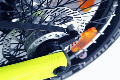 STRIDA SX Black Neon - 18 Zoll - Design Fahrrad - Design Faltrad - dreieckig - dreieckiges - Dreieckiges Faltrad - Eingang - einzigartiges Faltrad - Fahrrad - Faltbares Fahrrad - Faltbares Fahrrad kaufen - Faltbares Fahrräder kaufen - Faltrad - Faltrad-Shop - Falträder - Falträder kaufen - Geschäft - Kaufen - Klapprad - Klapprad kaufen - Leicht - neu - strida - Strida design Faltrad - sx - zu verkaufen - zusammenklappbares Fahrrad