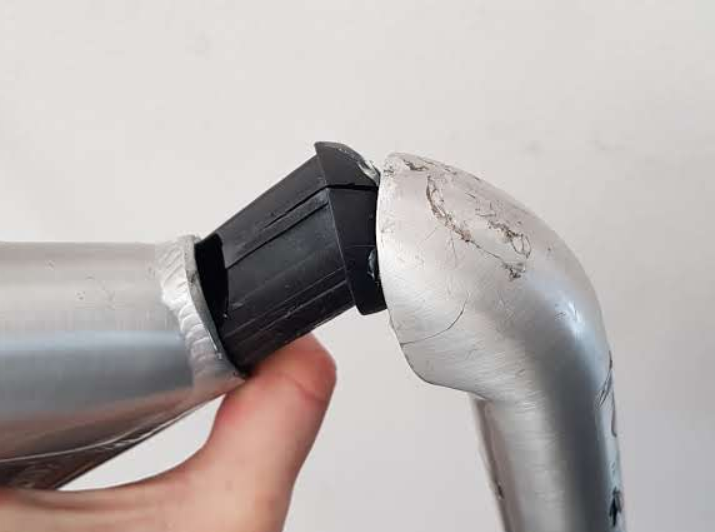Come si sostituisce lo snodo sferico di una bici pieghevole STRIDA?
