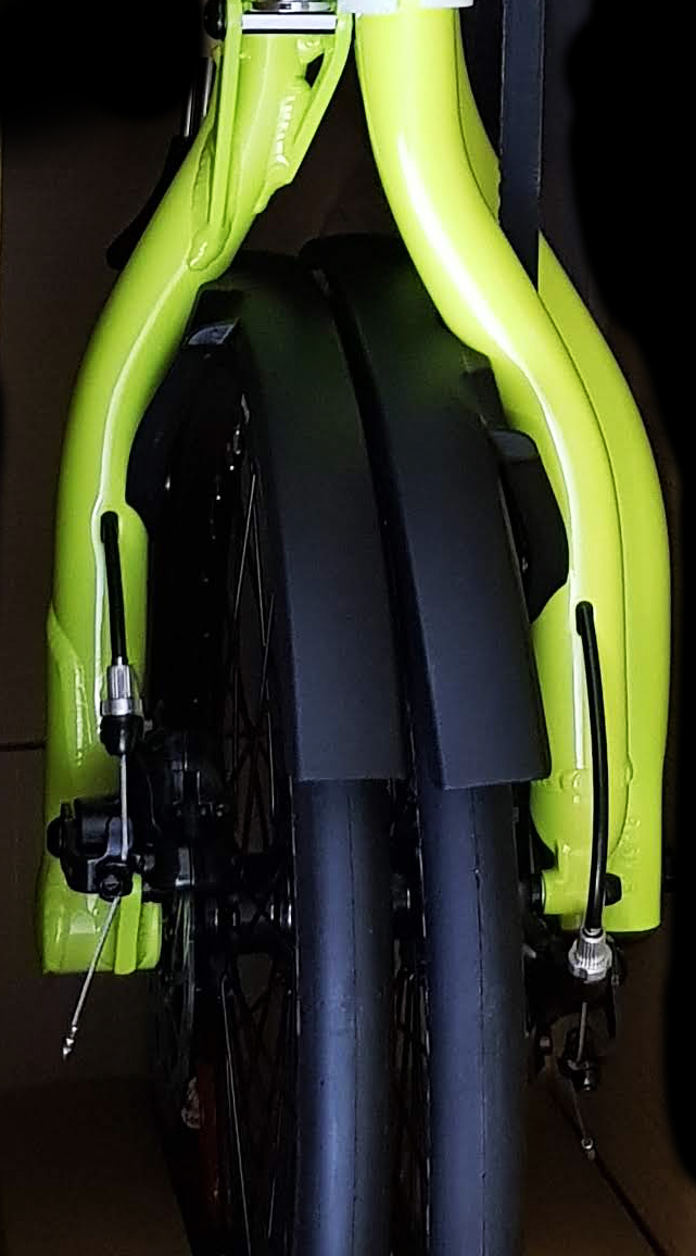 STRIDA EVO 3S Black Neon - 18 Zoll - Design Fahrrad - Design Faltrad - Drei Gang - dreieckig - dreieckiges - Dreieckiges Faltrad - einzigartiges Faltrad - evo 3s - Fahrrad - Faltbares Fahrrad - Faltbares Fahrrad kaufen - Faltbares Fahrräder kaufen - Faltrad - Faltrad-Shop - Falträder - Falträder kaufen - Geschäft - Kaufen - Klapprad - Klapprad kaufen - Leicht - neu - strida - Strida design Faltrad - Sturmey archer - zu verkaufen - zusammenklappbares Fahrrad
