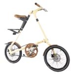 STRIDA EVO 3S Desert Sand Ultra - 18 Zoll - Design Fahrrad - Design Faltrad - Drei Gang - dreieckig - dreieckiges - Dreieckiges Faltrad - einzigartiges Faltrad - evo 3s - Fahrrad - Faltbares Fahrrad - Faltbares Fahrrad kaufen - Faltbares Fahrräder kaufen - Faltrad - Faltrad-Shop - Falträder - Falträder kaufen - Geschäft - Kaufen - Klapprad - Klapprad kaufen - Leicht - neu - strida - Strida design Faltrad - Sturmey archer - zu verkaufen - zusammenklappbares Fahrrad